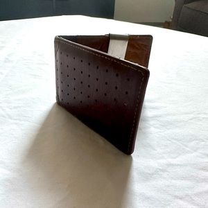 Bi-Fold Brown Leather Minimalist Wallet with Money Clip